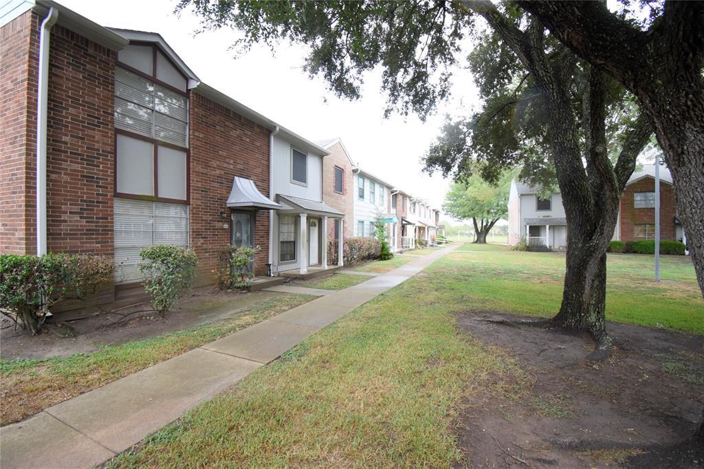 Primary Photo - 4231 Young St