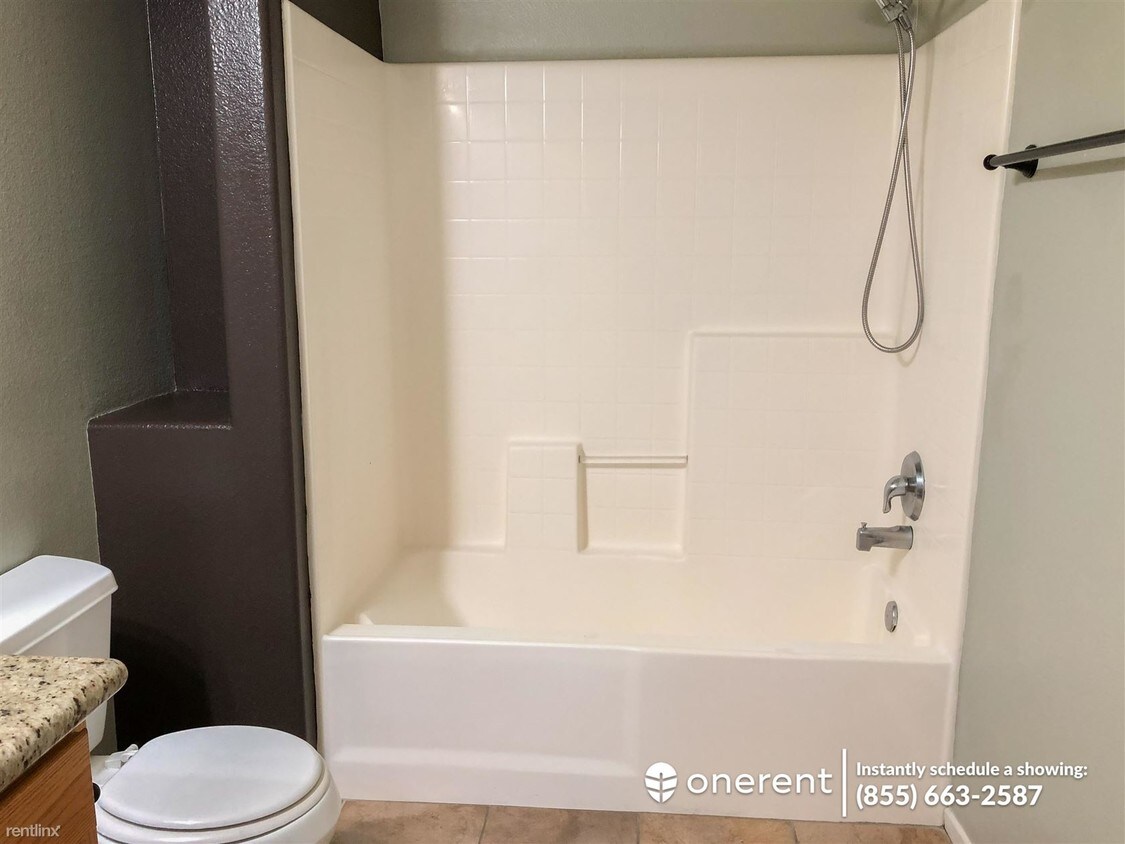 Primary Photo - 3 br, 2 bath Condo - 4477 Avenida Aquila -
