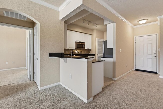 Building Photo - 8539 Gate Pkwy W