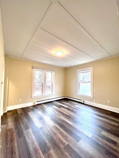 Living room - 3 Middle St