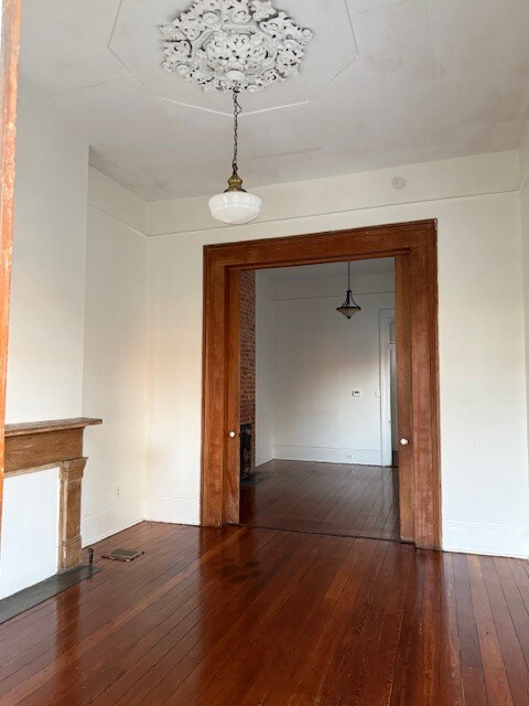 Foto del edificio - 2227 Brainard St