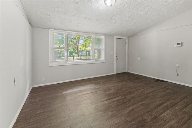 Foto del edificio - 2967 Wallace Ave