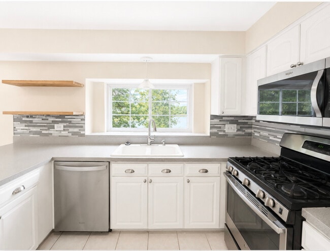 Building Photo - 130 Park Ridge Ct