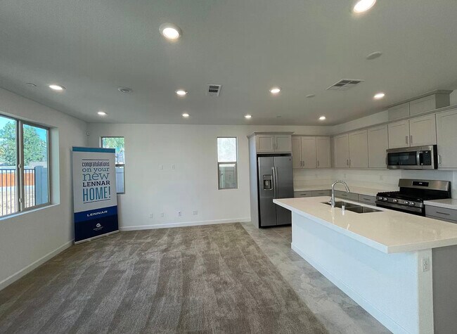 Building Photo - 1688 Carol Lee Ln