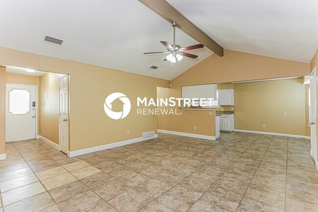 Foto del edificio - 3 Bedroom Pet-Friendly Home in Watauga, TX with Main Street Renewal
