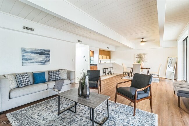 Foto del edificio - 16448 Timberlakes Dr