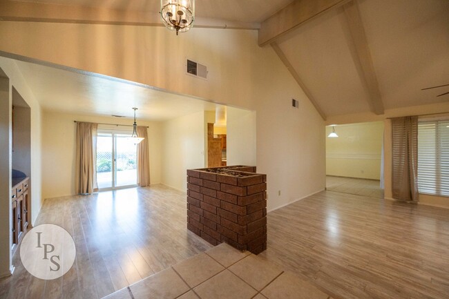 Foto del edificio - Fresno Westside Home, 3BR/3BA, Country Liv...