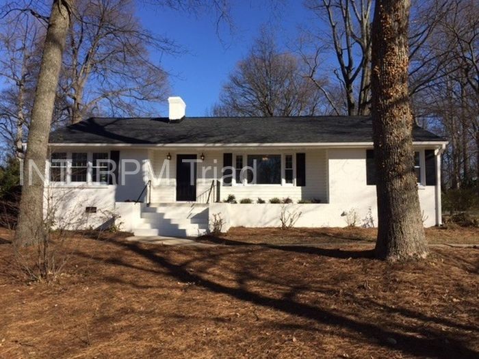 Primary Photo - 400 N Holden Road , Greensboro , NC , 27410