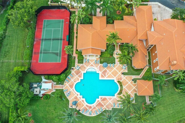 Foto del edificio - 11720 St Andrews Place