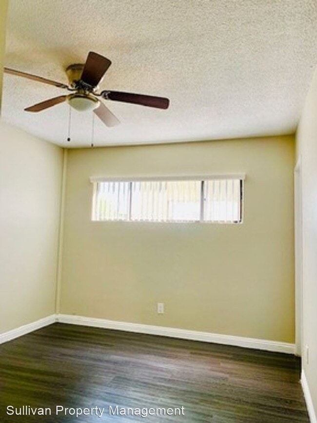 Building Photo - 7338-7340 Neo St