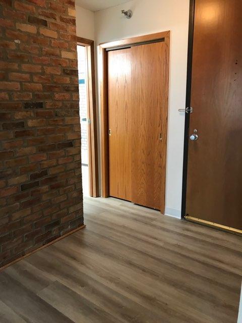 Foto del edificio - 220 Broadway Ave S