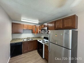 Building Photo - 217 S Ingalls St