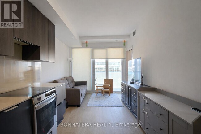 Building Photo - 3900 Confederation Pkwy