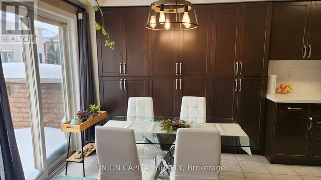 Building Photo - 88 Stoyell Dr