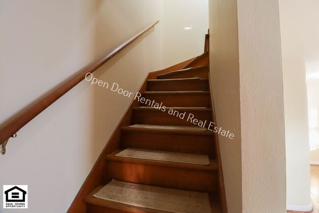 Foto del edificio - 1806 Crescent Ave