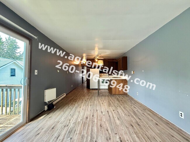 Foto del edificio - 119 N Lee St