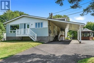 Building Photo - 1111 Cholette Crescent