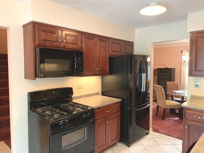 Building Photo - 1509 Johnstown Ct