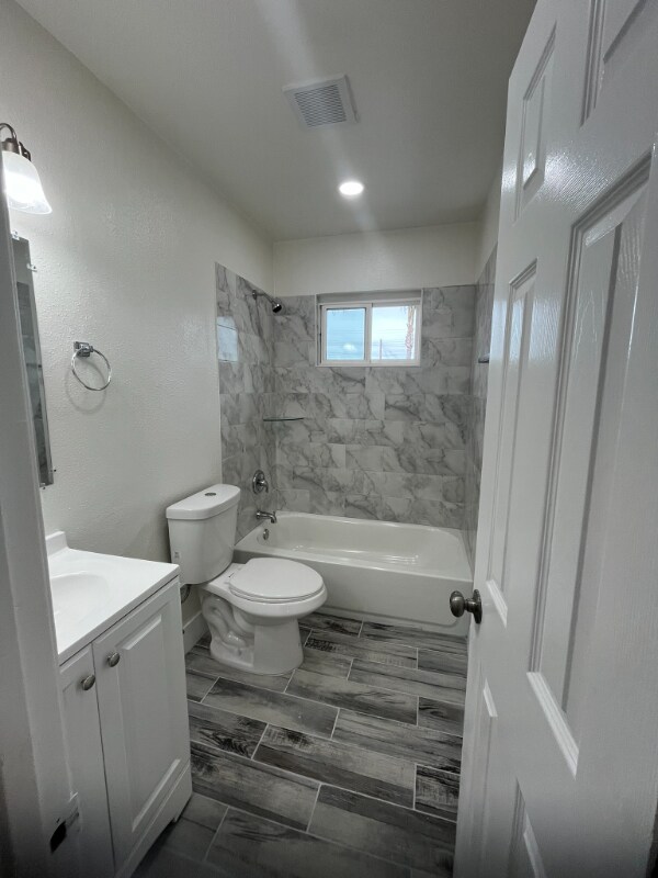 Foto del edificio - 9826 Cedar St