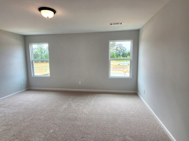 Building Photo - 848 Lareas Way