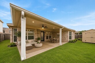 Building Photo - 6811 Claire Brook Dr