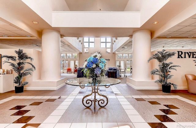 Foto del edificio - 2860 W Riverwalk Cir