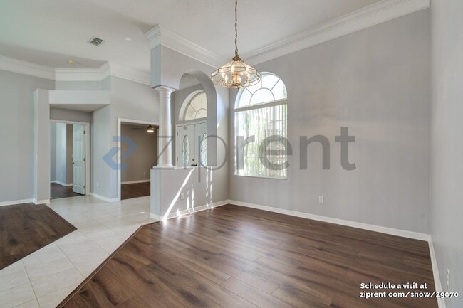Foto del edificio - 10443 Emerald Woods Ave