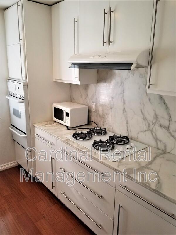 Foto del edificio - 156 S Oak Knoll Ave