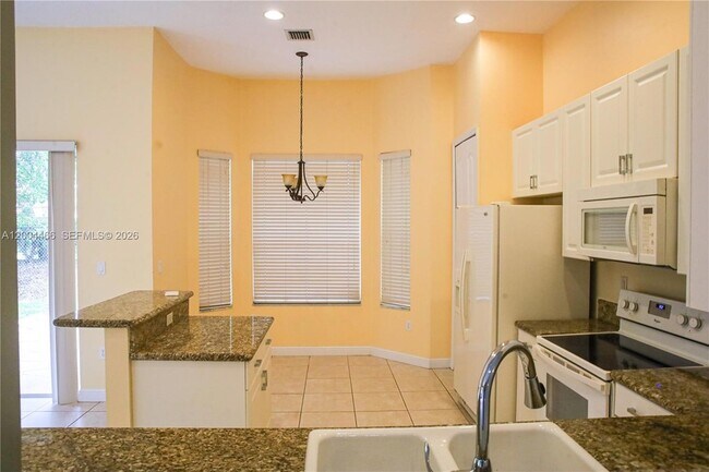 Foto del edificio - 3488 NE 1st St