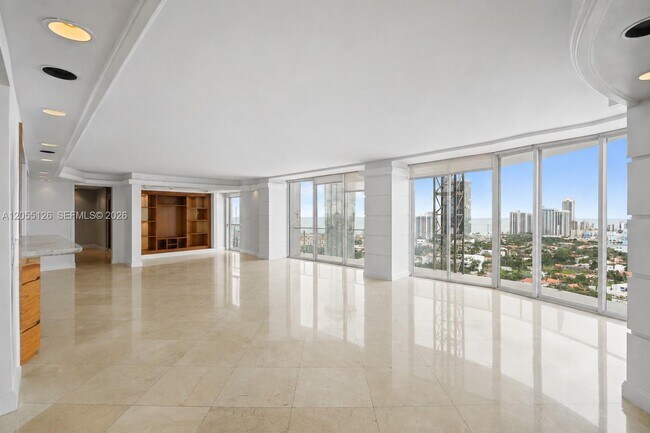Foto del edificio - 19355 Turnberry Way