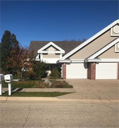 Primary Photo - 1322 Oak Park Pl
