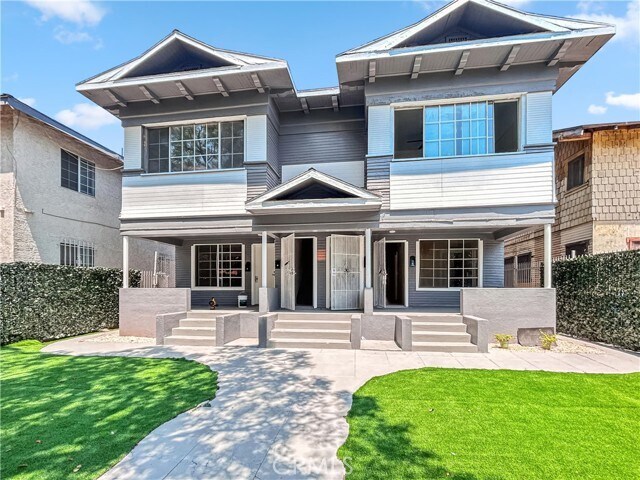 Foto principal - 825 W 40th Pl