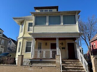 Building Photo - 43 Larchmont St
