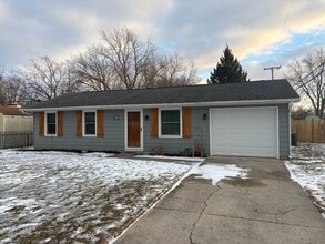 Building Photo - 8108 Newfield Dr