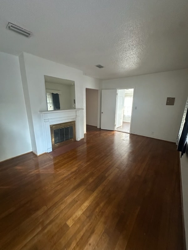Building Photo - 3741 Brantley Ave