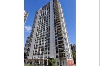 Building Photo - 1355 N Sandburg Terrace