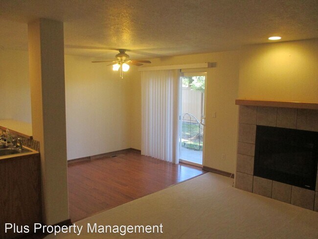 Building Photo - 2 br, 2.5 bath House - 1484 SW 16th Street
