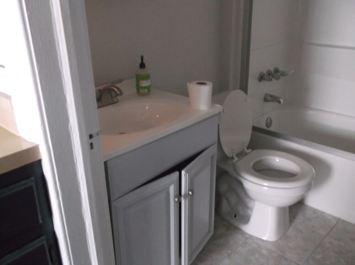 Foto del edificio - 732 W Liberty St