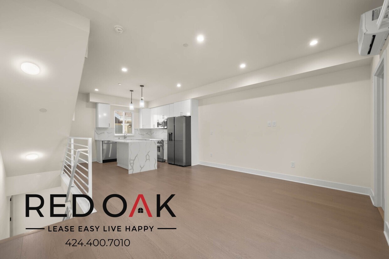 Primary Photo - ~1 Month FREE~ Immaculate New Four Bedroom...