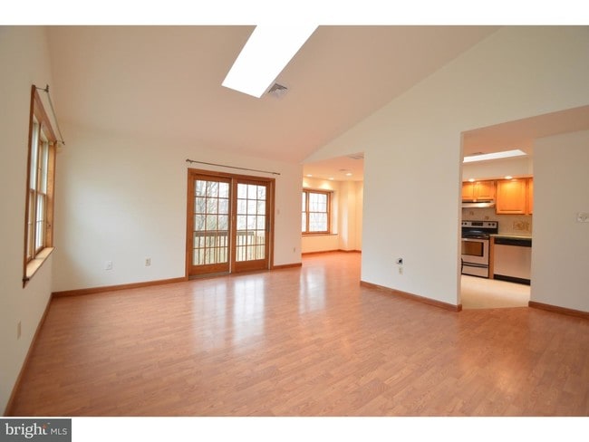 Building Photo - 139 Chalkboard Ct