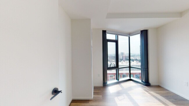 Foto del edificio - 345 Harrison Ave