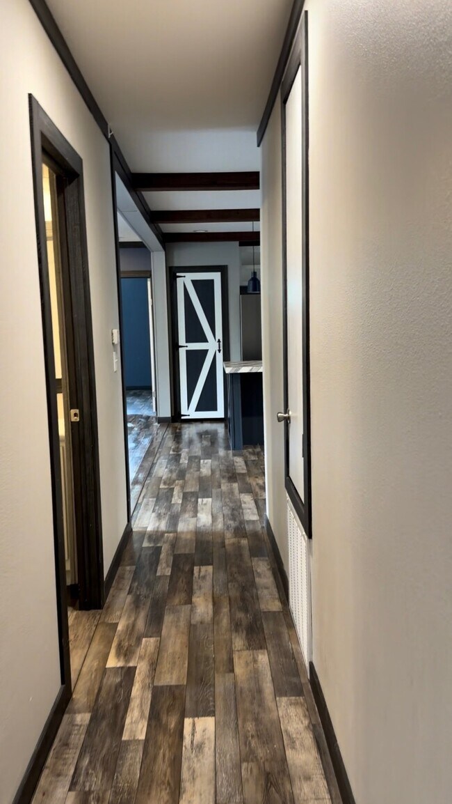 Foto del edificio - 9511 Red Maple Dr