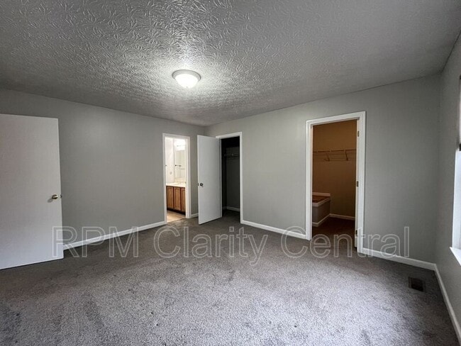 Foto del edificio - 932 Briaro St