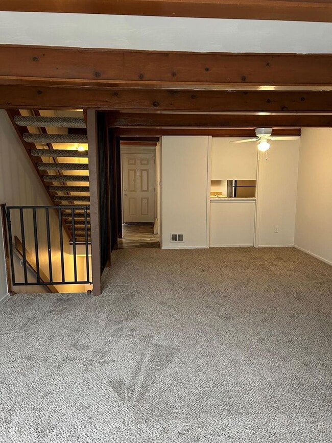 Interior Photo - ESTATES ON MAIN
