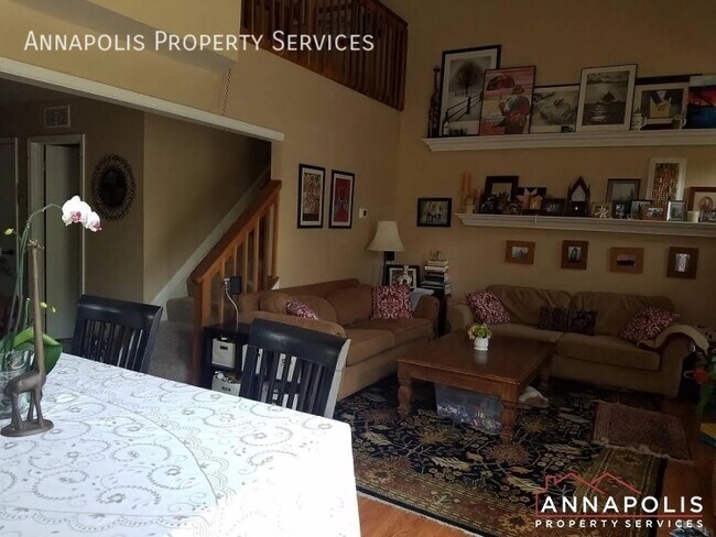 Foto del edificio - 969 Windwhisper Ln