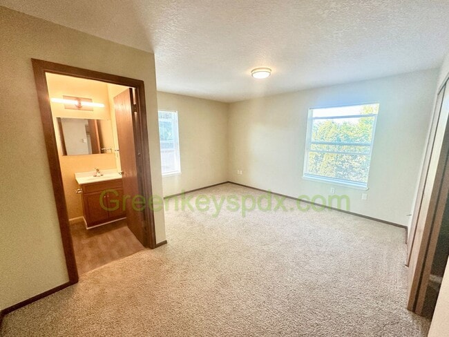Foto del edificio - Gorgeous two bedroom in St. John’s!