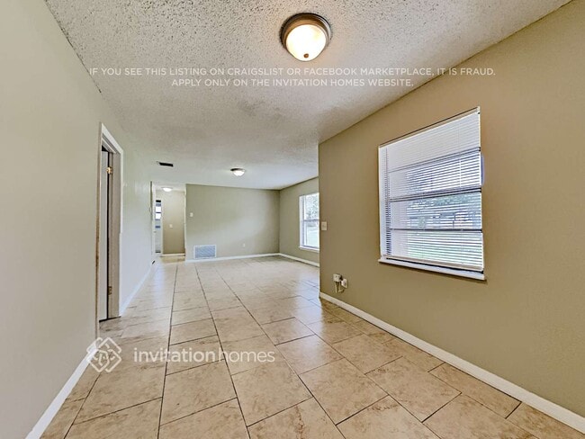 Building Photo - 507 Jupiter Way