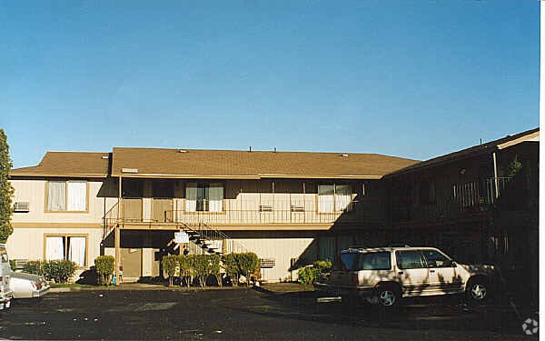 Building Photo - Cascade Green Apartments
