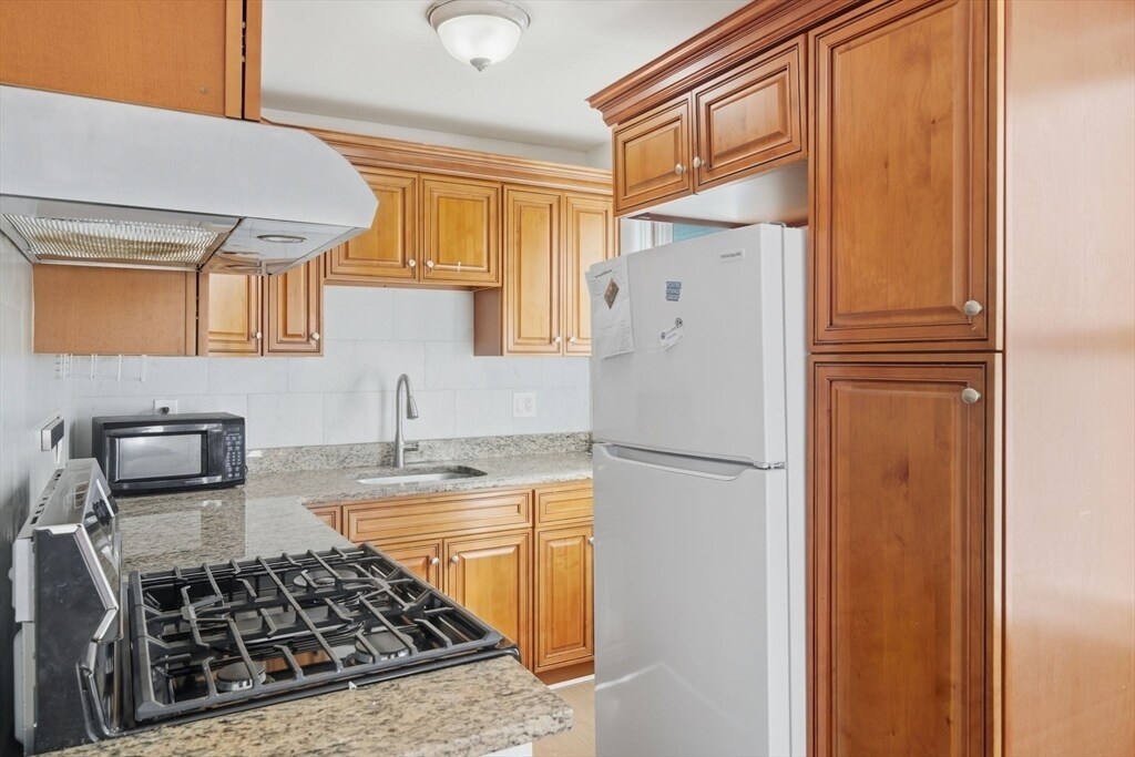 Foto principal - 281 River St