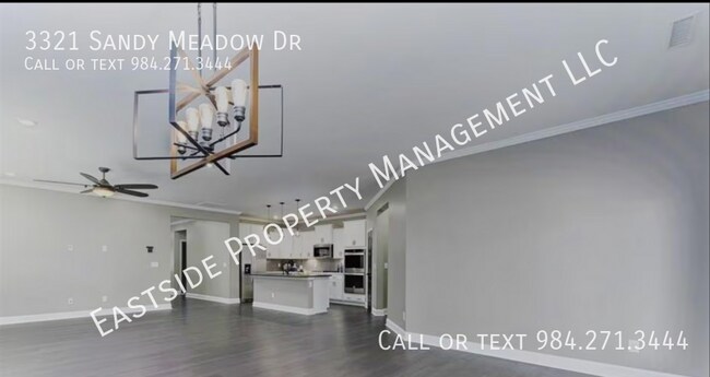 Foto del edificio - 3321 Sandy Meadow Dr